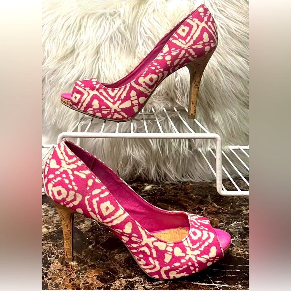 Women’s peep toe heels